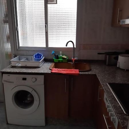 Habitacion Pequena En Piso Compartido Con 2 Adultos Valence Extérieur photo